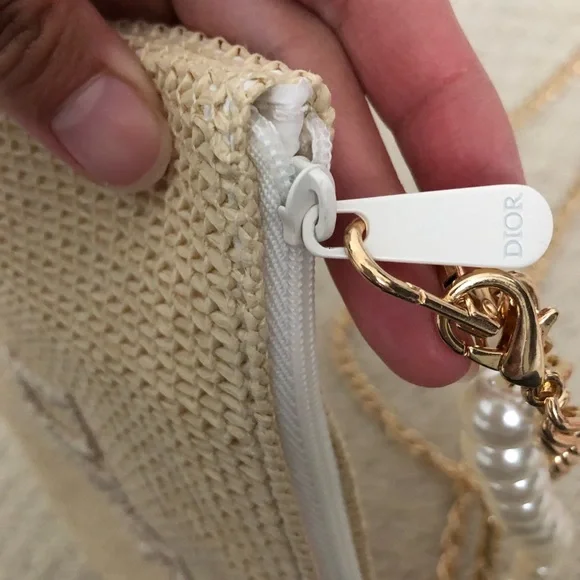 New Dior beauty pouch case read - reworked - Picture 3 of 13